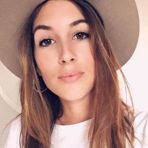 Meet your Posher, Émy-lee